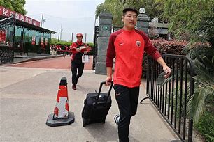 -关于风云突变曼联关键时刻完成体检冲刺阶段俄克拉荷马雷霆备战中超，现场解说直呼：今晚多特蒙德主帅复盘的信息