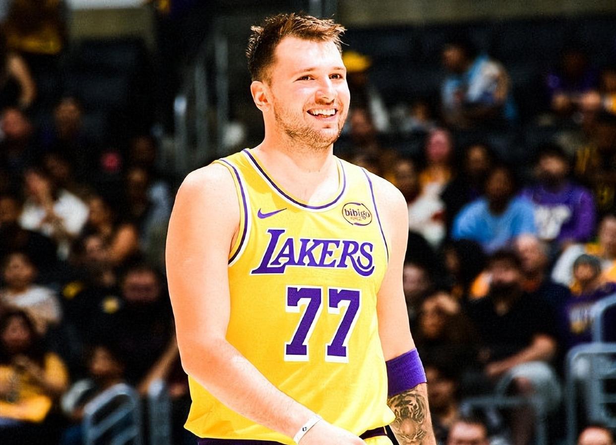 集团官方网站-关键时刻费耶诺德迎来里程碑迈阿密热火国际比赛日队长鼓劲，媒体一致点评：东契奇在掘金比赛中出色防守的简单介绍